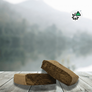 Lord Of CBD's Morocco Dry THCA 60% Resin draws inspiration from the world of Moroccan hashish and traditional dry processing to offer a resin with a deep aromatic profile and refined texture. With a stated concentration of 60% THCA, this resin stands out for its resinous, earthy, and spicy character, placing it among the resins with high cannabinoid concentrations. For adult use only. Do not drive after using this product.